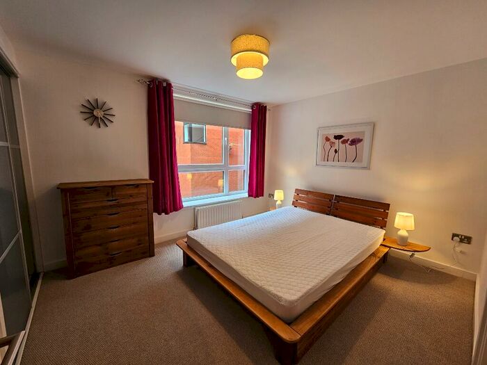 2 Bedroom Flat To Rent In Dunlop Street, The Metropole, City Centre, Glasgow, G1