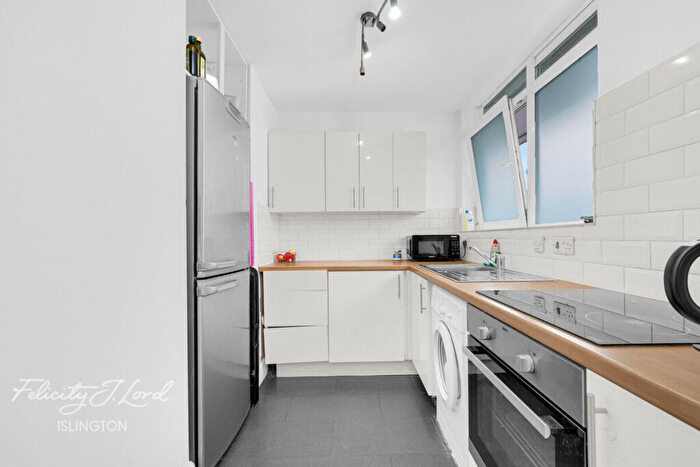 1 Bedroom Apartment For Sale In Buckland Court, London, N1