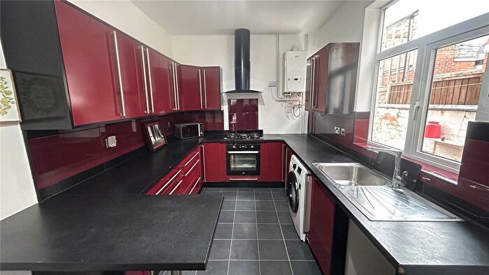 3 Bedroom Terraced House To Rent In Conway Road, Leicester, LE2