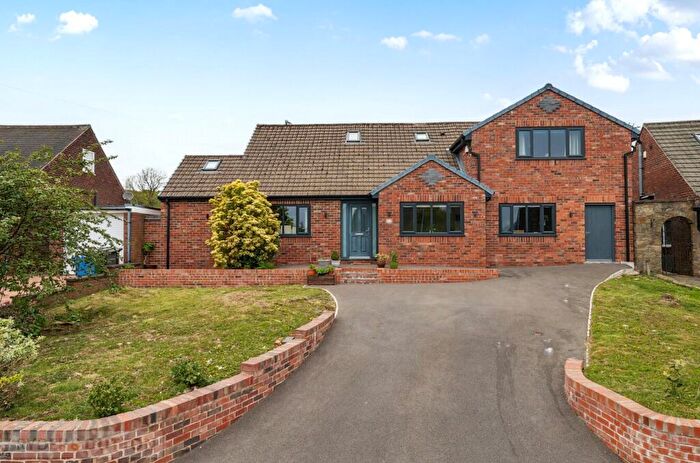 4 Bedroom Bungalow For Sale In Green Lane, Hollingworth, Hyde, Cheshire, SK14