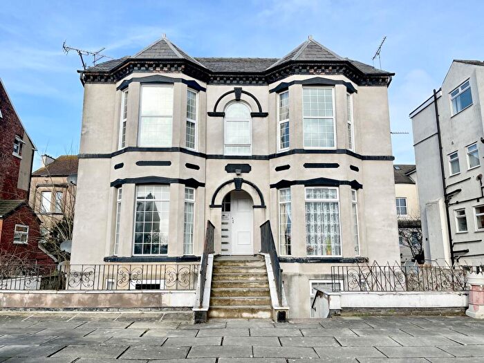 1 Bedroom Flat To Rent In Avondale Road, Southport, Merseyside., PR9