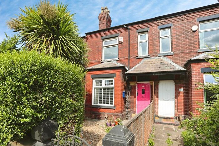 3 Bedroom Terraced House For Sale In Wellington Road North, Heaton Norris, Stockport, SK4