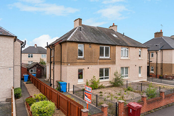 2 Bedroom Flat For Sale In Poplar Street, Grangemouth, FK3