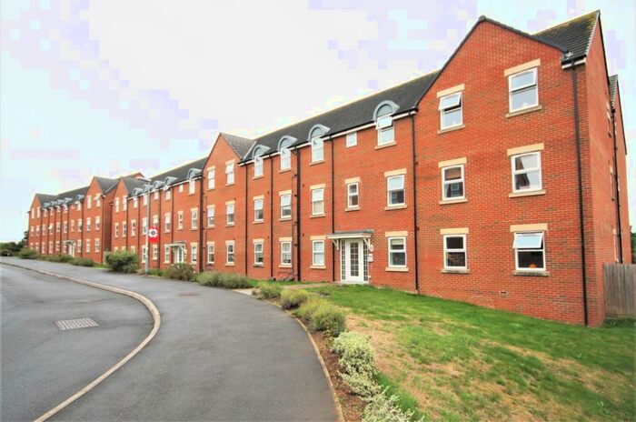 2 Bedroom Ground Flat To Rent In Cloatley Crescent, Royal Wootton Bassett, SN4