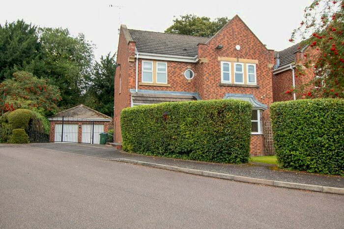 4 Bedroom Detached House To Rent In Hallside Court, Mosborough, S20