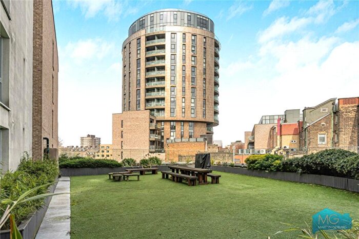 1 Bedroom Apartment To Rent In Boleyn Road, Dalston, London, N16
