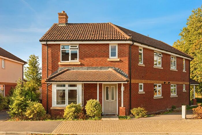 3 Bedroom Semi-Detached House For Sale In Signal Way, Chippenham, SN14