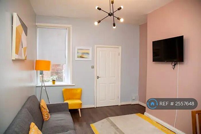 2 Bedroom Flat To Rent In Westbourne Avenue, Gateshead, NE8