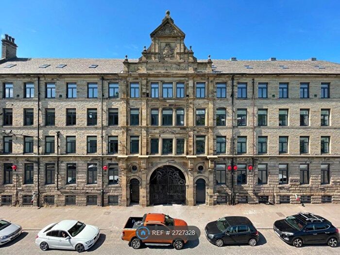 2 Bedroom Flat To Rent In Conditioning House, Bradford, BD1