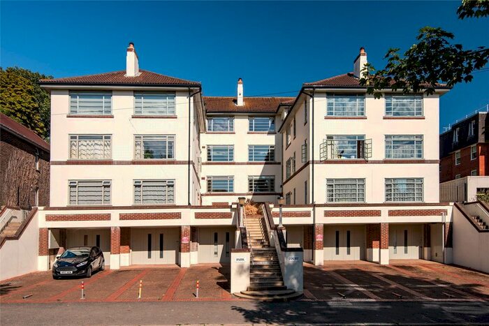 2 Bedroom Flat To Rent In Park Court, Preston Park Avenue, Brighton, BN1