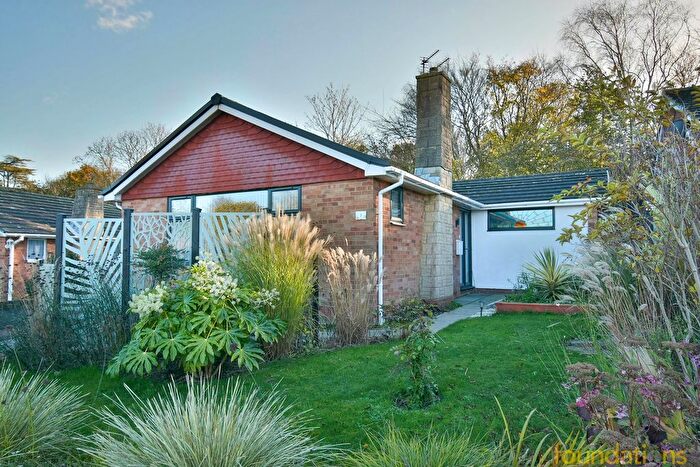 2 Bedroom Detached Bungalow For Sale In Lychgate Close, Bexhill-On-Sea, TN40
