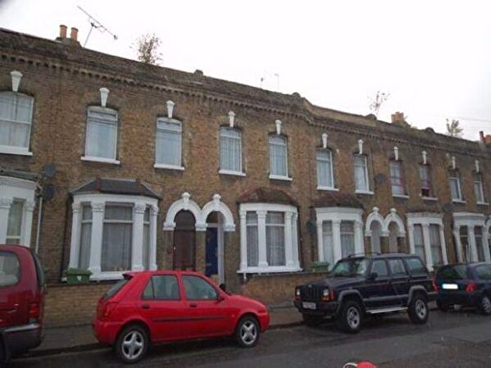 4 Bedroom Terraced House To Rent In Marmont Road, Peckham, SE15