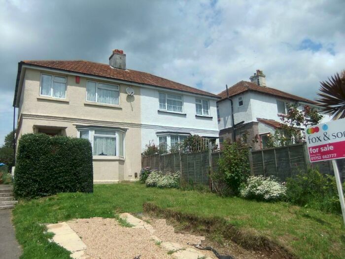 3 Bedroom House To Rent In Beacon Park Road, Plymouth, PL2