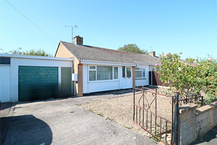 2 Bedroom Semi-Detached Bungalow For Sale In Heddington Close, Trowbridge, BA14