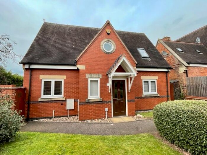 2 Bedroom Detached House To Rent In Demontfort Mews, Coleshill, West Midlands, B46