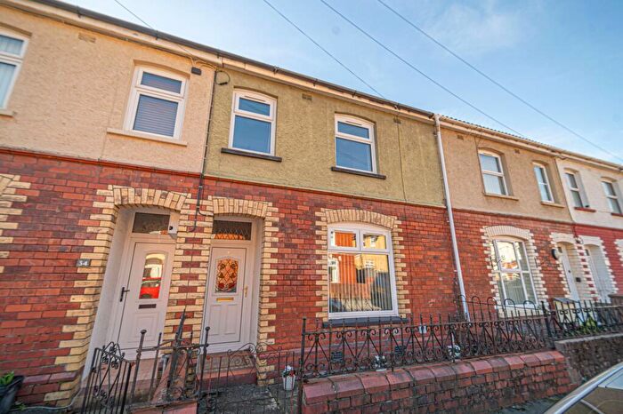 3 Bedroom Terraced House For Sale In Grove Road, Risca, NP11