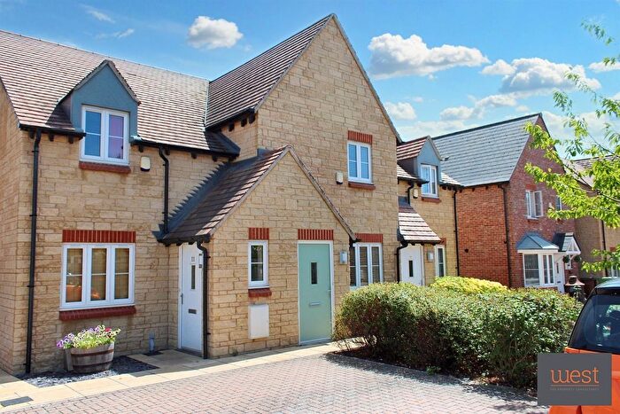 2 Bedroom Terraced House To Rent In Willow Farm, Marcham, OX13