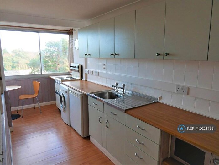2 Bedroom Flat To Rent In Bassett Avenue, Southampton, SO16