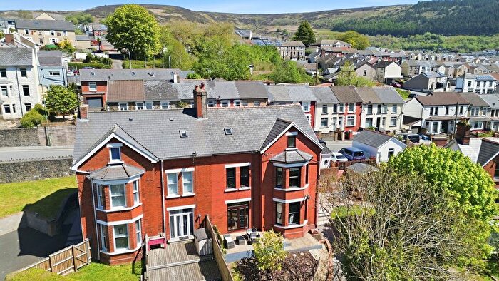 6 Bedroom Semi-Detached House For Sale In Oak Street, Abertillery, NP13