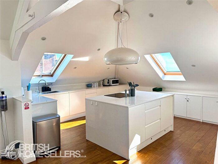 3 Bedroom Flat For Sale In Owls Road, Bournemouth, Dorset, BH5