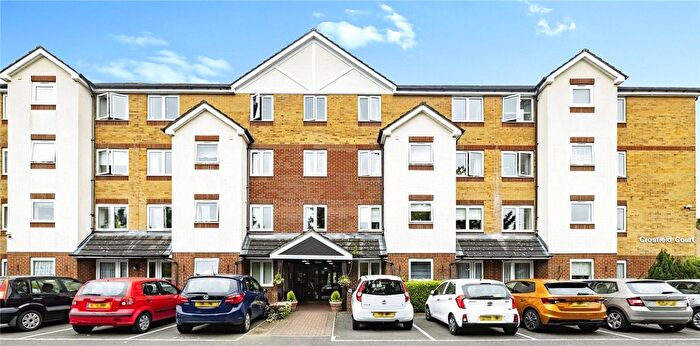 1 Bedroom Flat To Rent In Lower High Street, Watford, Hertfordshire, WD17