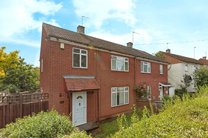 3 Bedroom Semi Detached House For Sale In Ravensbury Road, Orpington, Kent, BR5