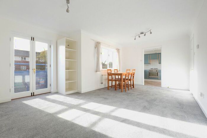 1 Bedroom Flat To Rent In Myddleton Avenue, London, N4