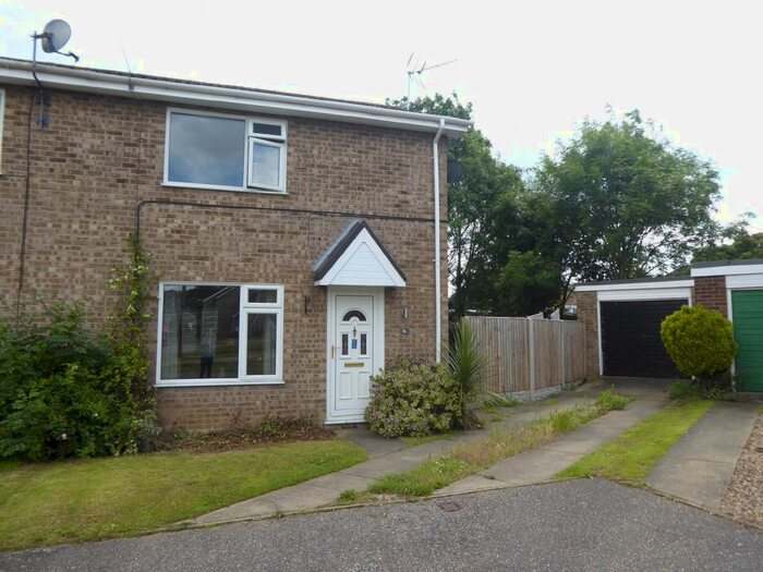2 Bedroom Semi-Detached House To Rent In Manorfield Close, Ormesby, Great Yarmouth, NR29