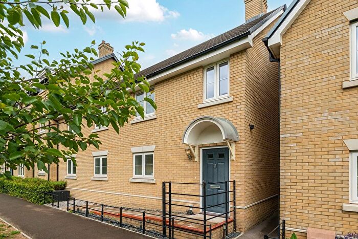 2 Bedroom Maisonette For Sale In Stevens Road, Eastleigh, Hampshire, SO50