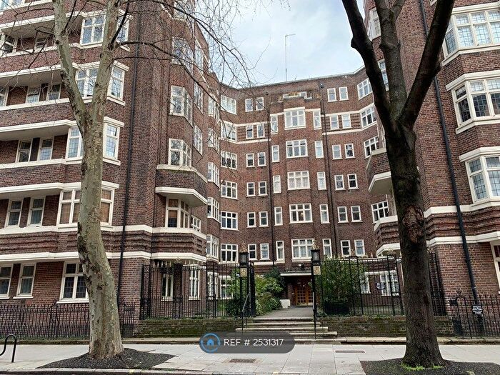 Studio To Rent In Clare Court, London, WC1H