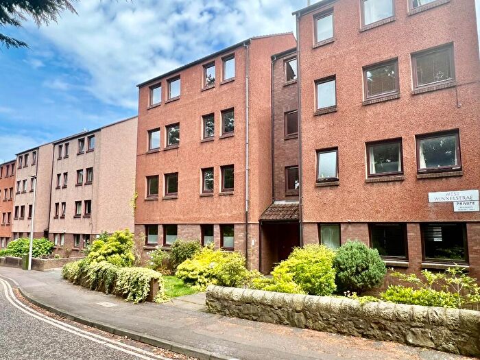 2 Bedroom Flat To Rent In West Winnelstrae, Fettes, Edinburgh, EH5