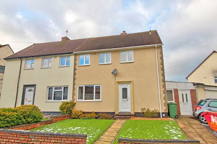 3 Bedroom Semi Detached House For Sale In Vicarage Road, Dudley, DY3