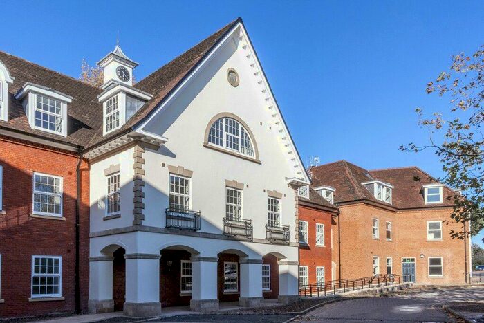 1 Bedroom Apartment To Rent In Homer Road, Solihull, West Midlands, B91