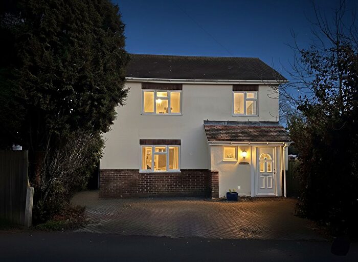 3 Bedroom Detached House For Sale In Cowleas Cottages, Romsey, SO51