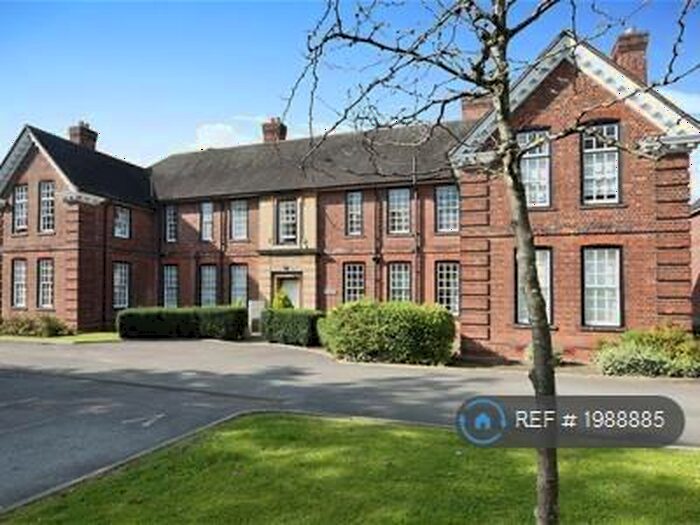 3 Bedroom Flat To Rent In Worsley House, Hull, HU4