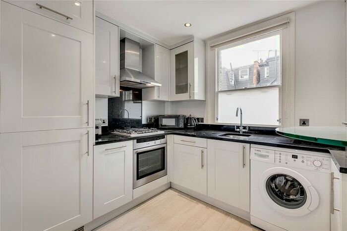 1 Bedroom Flat To Rent In Pursers Cross Road, Parsons Green, SW6