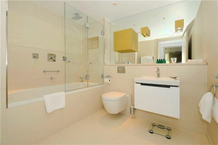 2 Bedroom Apartment To Rent In Cousin Lane, London, EC4R