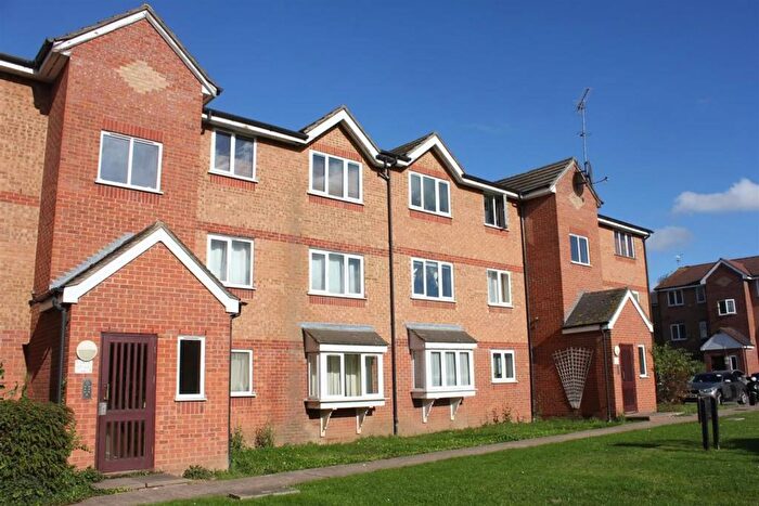 1 Bedroom Flat For Sale In Express Drive, Ilford, IG3