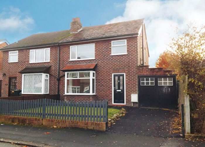 3 Bedroom House To Rent In Lyme Avenue; Macclesfield., SK11
