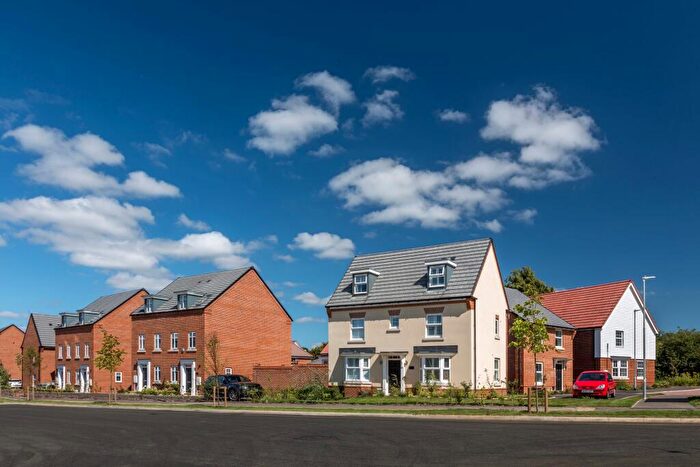 4 Bedroom Detached House For Sale In St Laurence Avenue, Aylesford, Maidstone, Kent, ME16