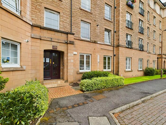 3 Bedroom Flat To Rent In Roseburn Maltings, Roseburn, Edinburgh, EH12
