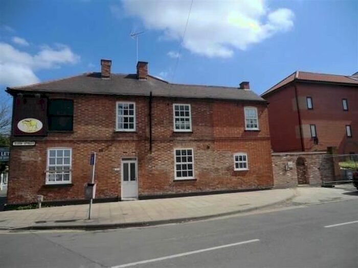 1 Bedroom Flat To Rent In Albert Street, Newark, NG24