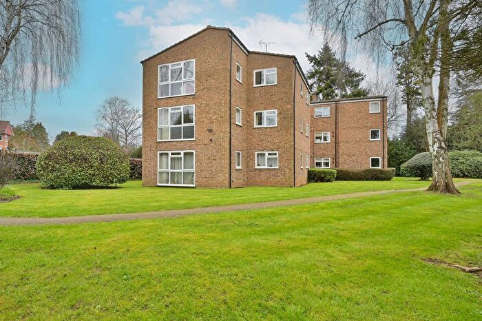 2 Bedroom Flat For Sale In Langwood, Watford, WD17