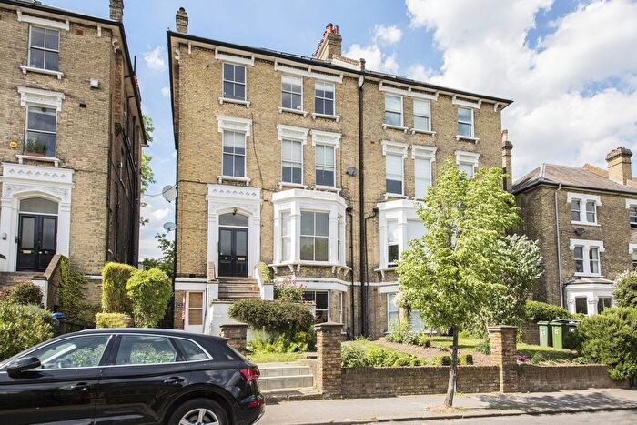 2 Bedroom Flat To Rent In Thicket Road, Anerley, London, SE20