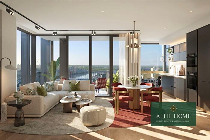 2 Bedroom Flat For Sale In York Rd, London, SW11