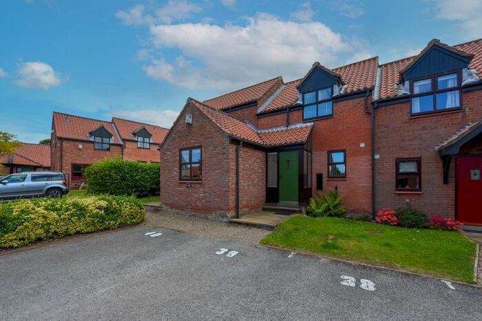 2 Bedroom Semi-Detached House For Sale In Resolution Close, Larpool Lane, Whitby, YO22