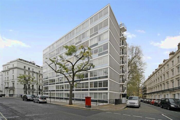 2 Bedroom Flat To Rent In Craven Hill Gardens, London, W2