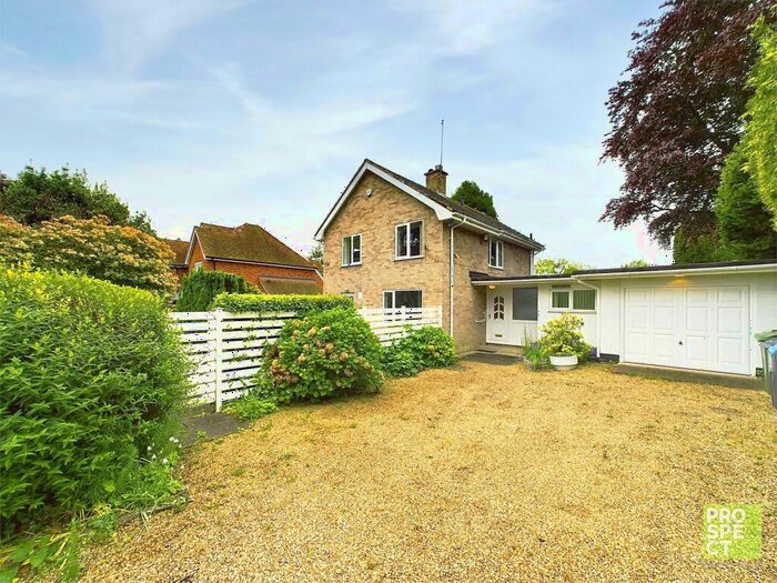 3 Bedroom Detached House To Rent In Altwood Close, Maidenhead, Windsor And Maidenhead, SL6