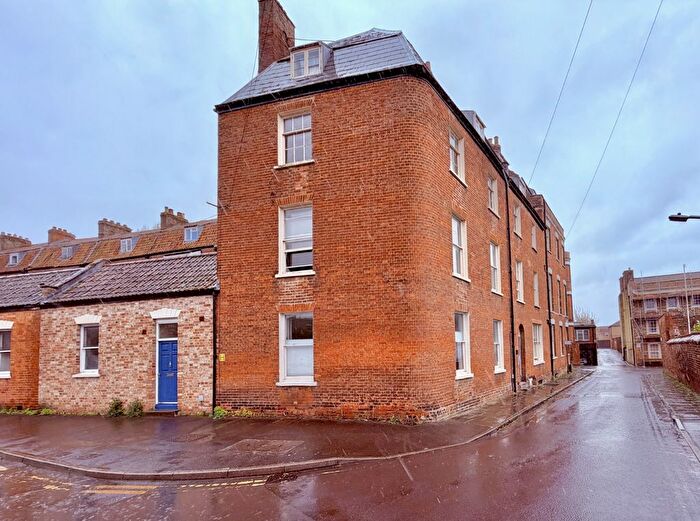 1 Bedroom Flat For Sale In Castle Apartments, Bridgwater, TA6