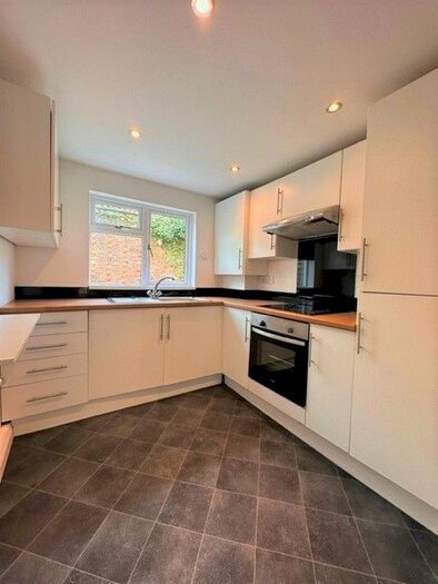 2 Bedroom Terraced House To Rent In Boulton Road, Southsea, PO5